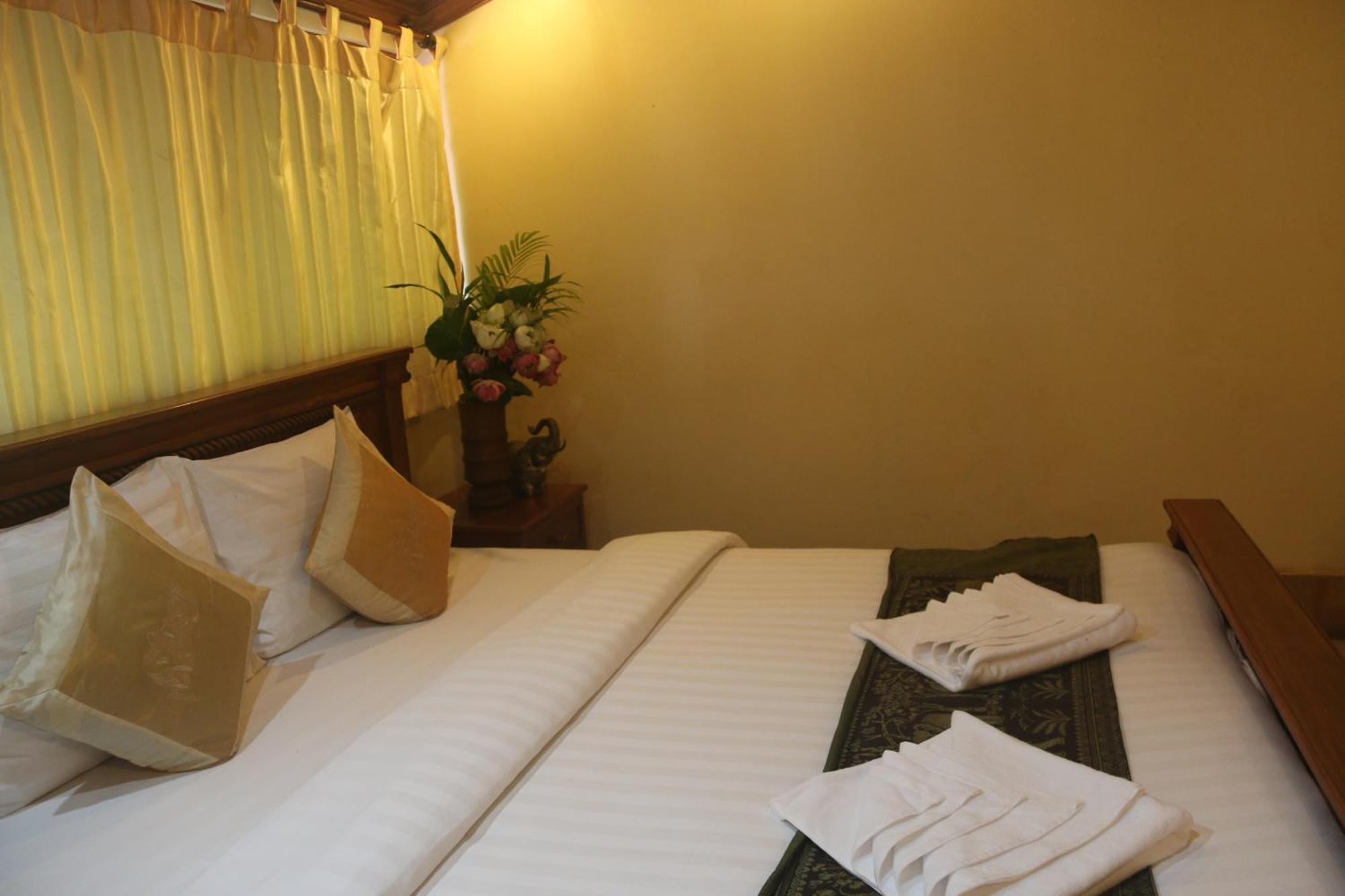Shining Angkor Apartment Hotel Сиемрип Экстерьер фото